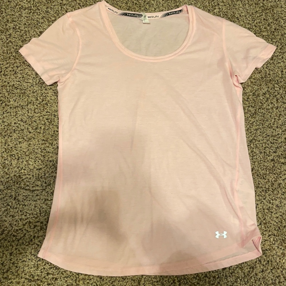 Under armour t shit